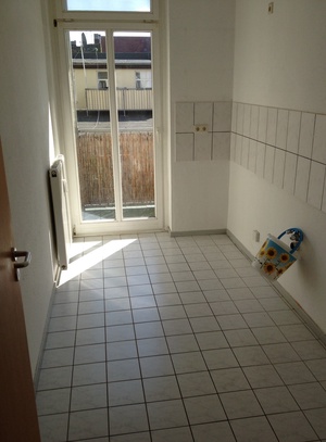 Schöne süße sonnige  3 -R-Whg. in MD-Sudenburg, ca 78 m², im 1.OG mit Balkon Bad mit Fenster !! 599746