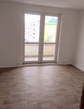 Sonnige preiswerte 3-R-Wohnung im 4.OG  san.Plattenbau ca. 60m²; gefl. Bad mit Dusche mit Balkon ! 670220