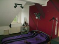 Helle 2R-Wohnung im Dachgeschoss. 85386