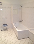 Preiswerte Kleine 2-Raum-Wohnung in MD-Stadtfeld Ost,ca 55 m², im 1.OG zu vermieten Bad mit Wanne ! 621425