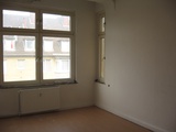 2 Zimmer Wohnung ab sofort zu vermi 3935