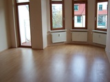 Zweizimmerwohnung mit Balkon im Herzen von Stadtfeld-Ost! Erstklassige Ausstattung! Lift! 87265