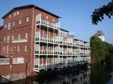 Exklusive Wohnung in einem renoviertem Speichergebäude mit Blick auf die Kirche und aufs Wasser der malerischen Altstadt  30316