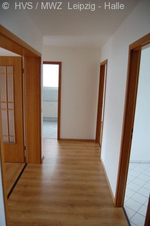 topsanierte 3 Zimmer Wohnung mit Balkon, parkähnliche Wohnanlage 243665