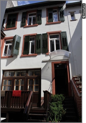 Charmantes Altbau-Einfamilienhaus versteckt im Innenhof gelegen 224486
