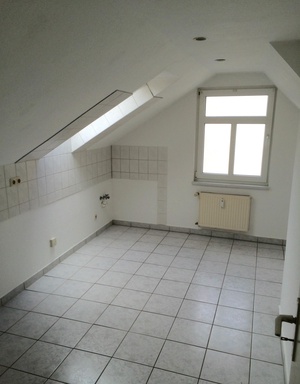 Preiswerte,3-R-Wohnung in MD- Fermersleben im 3.OG DG ca. 61m²; WG-tauglich zu vermieter ! 674837