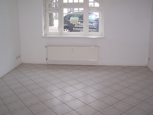 Schöne sonnige  2-R-Wohnung  in Magdeburg - Alte Neustadt  san.Altbau; ca.90 m²;  EG mit EBK. 191780