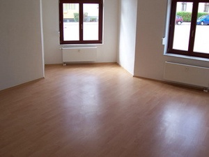 Ruhige 2-R-Whg. in Alte Neustadt mit Balkon, WG-geeignet, Nähe Uni, EG, ca. 60 m², Bad mit Wanne 45172