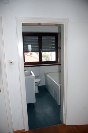 Provisionsfrei!: 3-Zimmer-Wohnung in ruhiger Lage: Dachgeschosswohnung in 69493 Hirschberg (Bergstraße) Großsachsen 184139