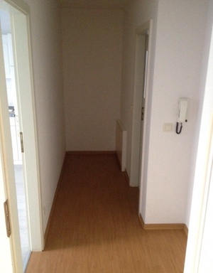 Nachmieter gesucht ..! schöne preiswerte sonnige 1-R-Whg  in MD-Neue Neustadt  ca. 47m² im EG ,BLK. 649367