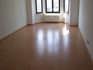 Wohnen im Herzen von Magdeburg  sonnige 3-R-Wohnung,mit Erker im  2.OG. ca.98  m² in MD- Altstadt 87730