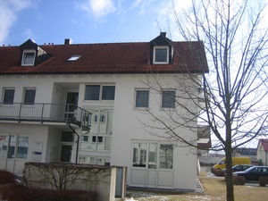 Moderne 1 ZKB DG-Wohnung in Gilchin 13288