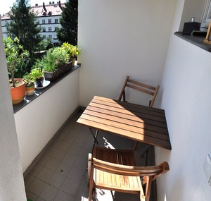 Helle 2-Raum-Wohnung in Kaditz, geräumige 62m², Balkon, Bad mit Fenster und Wanne, 2. Etage 113400