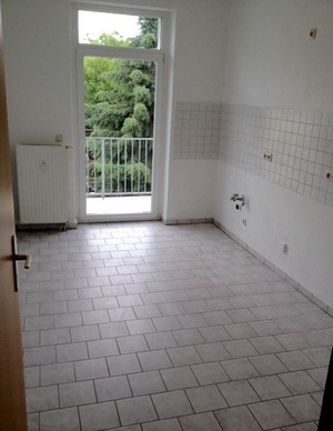 Schöne helle 3-R.-Wohnung in MD-Sudenburg,mit sonnigen Balkon im 2.OG  ca. 68m² zu vermieten ! 651759