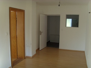 Schöne helle 2,5 Zimmer-Whg. im Grünen 7035