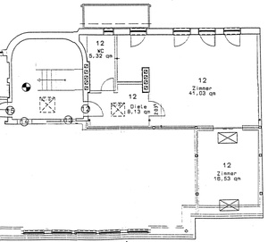 schöne Dachgeschosswohnung in zentraler Lage 37065