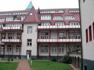 Historische Altbau Offizierskaserne 16761