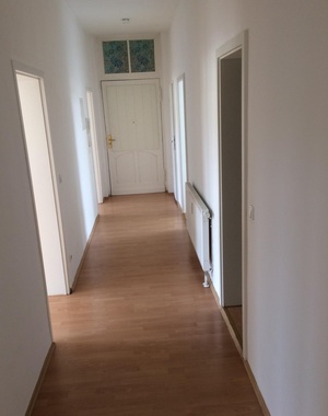 Schicke sonnige 4-R.-Wohnung, ca.110m2  2.OG Uni-Nähe, MD-Alte Neustadt WG geeignet zu vermieten 677263