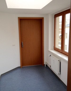 Wohnen über der Stadt  ! sonnige große 1-Raum-Wohnung,ca. 57m² in MD-Stadtdeld -Ost mit EBK ! 615596