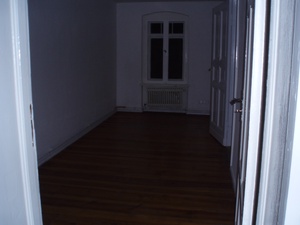 4 Zimmer schöne geräumige Wohnung   4305