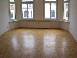 Schöne  preiswerte helle  4-R-Whg. in Magdeburg - Alte Neustadt  ca.121 m², im 3.OG  mit Balkon EBK. 73821