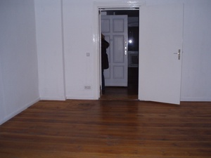 4 Zimmer schöne geräumige Wohnung   4311