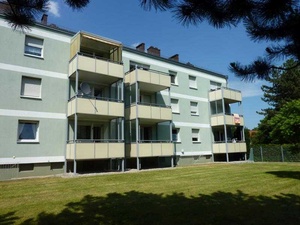 Gepflegte, top-modernisierte 3 ZKB, Gäste-WC, Süd-Balkon in Augsburg-Haunstetten, frei  652808