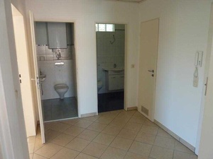 Gepflegte, top-modernisierte 3 ZKB, Gäste-WC, Süd-Balkon in Augsburg-Haunstetten, frei  652806