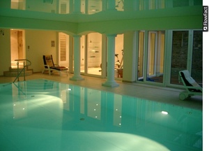 Reduziert!! Traumhafte Luxus-Villa mit Schwimmhalle 382376