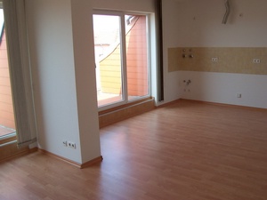 Traumhafte 2-Zimmer-Dachgeschosswohnung mit 2 Dachterrassen und amerikanischer Küche! 46787