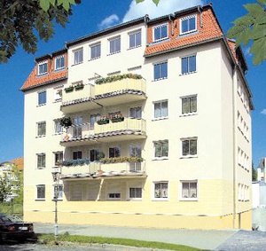 Helle 1-Raum Wohnung mit großem Bal 14303