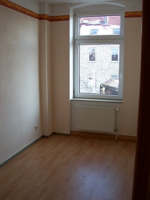 Schöne  preiswerte helle  4-R-Whg. in Magdeburg - Salbke   ca.90  m², 1.OG  mit  Wanne u.Dusche 59861