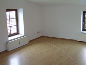 schöne Wohnung in Parknähe 75140