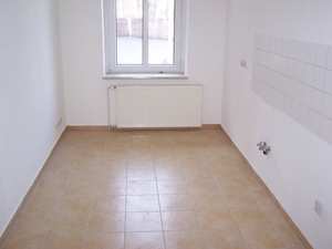 Schöne helle gut sanierte 3-R-Whg. in Magdeburg - Stadtfeld san. Altbau;  EG ca. 91 m² für WG ...! 76573