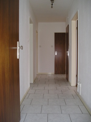 NEU !!! 3 Zimmer-Wohnung in Solingen-Ohligs 32998