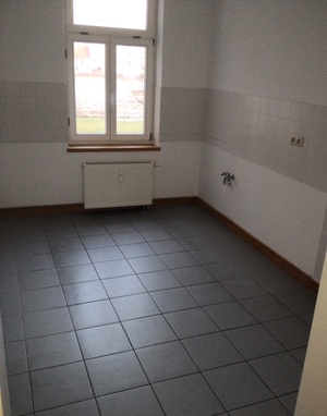 Preiswerte freundliche  3-R-Wohnung , san. Altbau ca.62 m² im 1.OG in MD.-Neu Neustadt zu vermieten. 648989