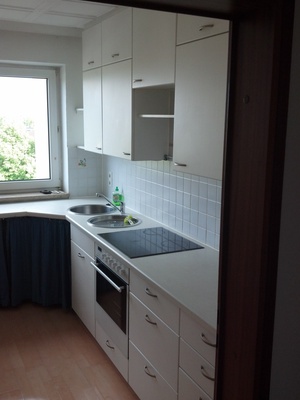 Etagenwohnung, 3 Zimmer, 74m², hochw. Küche, Stellplatz, courtagefrei 578342