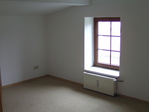 schöne Wohnung in Parknähe 75135