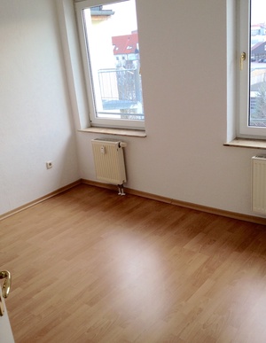 Wohnen über der Stadt,helle preiswerte 3-R-Wohnung im DG  ca.66 m² in MD- Sudenburg zu vermieten ! 660897