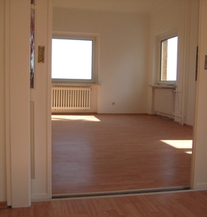 helle 2,5 Zimmerwohnung mit Blick ins Elbtal 59942