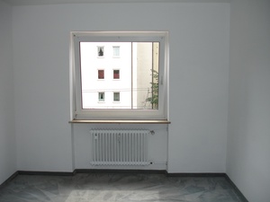 Helle 2-Zimmer Wohnung  3953