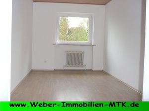 Tolle, lichtdurchflutete Wohnung Nähe Globus Markt, TGL-Wannenbad, SONNEN-Balkon 230019