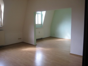 Dachgeschosswohnung 35356