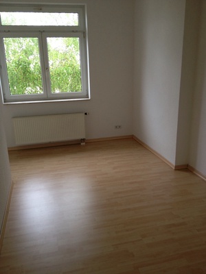 Angebot der Woche , freundliche  preiswerte 4-R-Whg.in MD Stadtfeld-Ost im DG ca. 85 m² BLK 391939