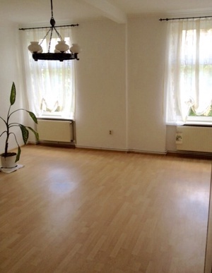 Preiswerte schöne  3-R-Whg.in MD--Sudenburg  san. Altbau; im 2.OG  ca. 102m²  EBK. zu vermieten ! 657769