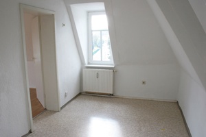 Helle 2-Zimmer Mansardenwohnung am Stadtrand von Freital (bei Dresden) 179640