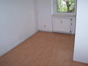Schicke sonnige, 3-R-Whg. in Magdeburg- Salbke im 2.OG ca. 59 m²   Bad mit  Wanne 62023