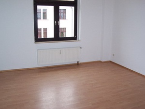 Nachmieter gesucht ,sonnige  3-R-Wohnung san.Altbau 3OG ca.83 m²; Balkon  in MD. -Alte Neustadt 79226