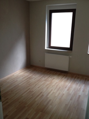 Sonnige freundliche  4-R-Wohnung  im 2.OG ca.110 in Magdeburg-Werder  mit Balkon zum Hof ! 402859