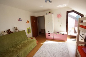 Wunderschöne 5 Zimmer Wohnung mit 3 Balkonen und neuer Küche in Ravensburg Süd 585535